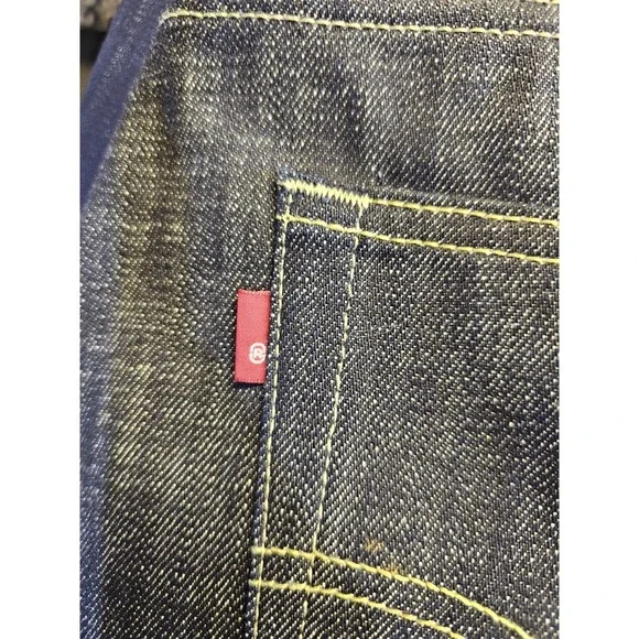 Levi's 501 Men's Original Fit Jeans Dark Indigo Denim, Straight Leg, Button - Picture 2 of 15